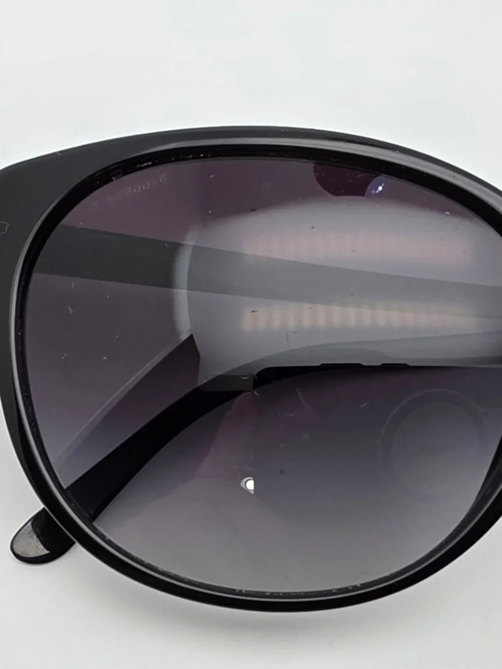 Burberry B4146 3429/8G Black Frame Grey Gradient Lens Cat Eye Sunglasses 55mm